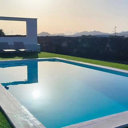 Villa Los Volcanes Lajares Exterior foto